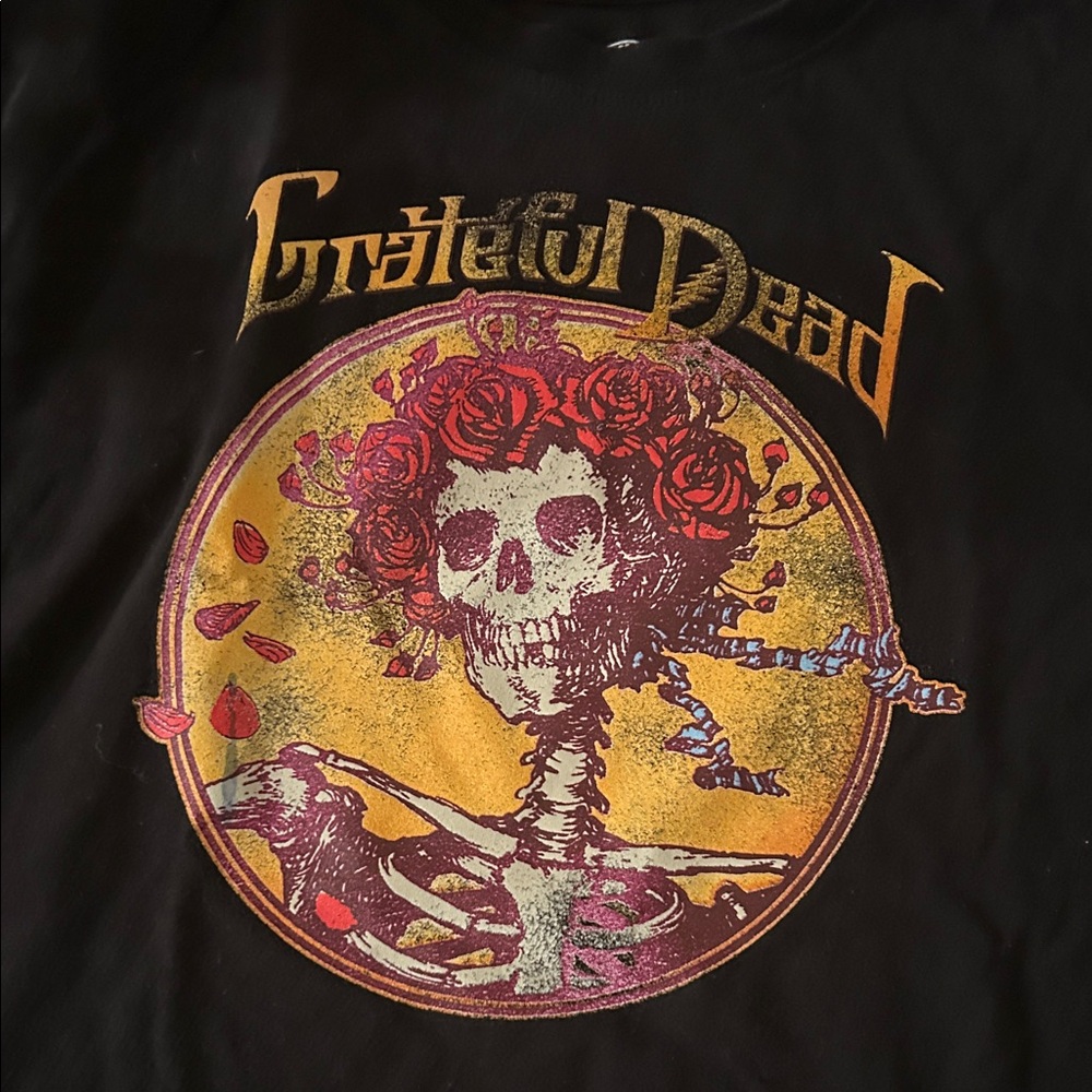 Grateful Dead Black Tee with Colorful Skull Design